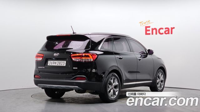 Kia Sorento Diesel 2.0 2WD Prestige — пробег 102 744 км — фото 2 из 5