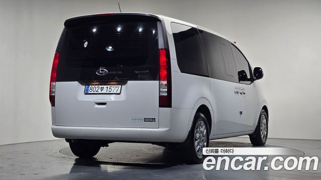 Hyundai Staria Cargo 5-Seater Modern — пробег 94 418 км — фото 2 из 5