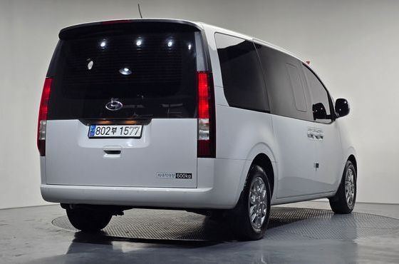 Hyundai Staria Cargo 5-Seater Modern — пробег 94 418 км — фото 2 из 5