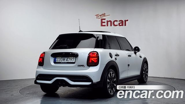 Mini Cooper из Кореи Encar