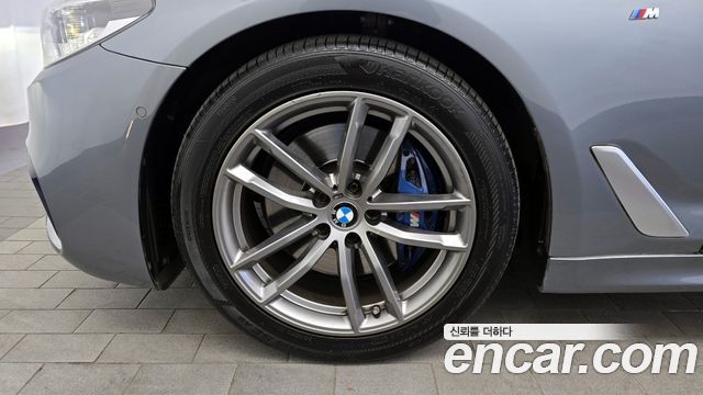 BMW 5-Series 530i M Sport Package Plus — пробег 124 945 км — фото 5 из 5