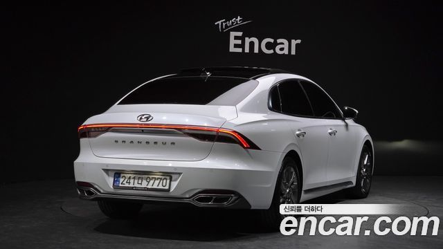 Hyundai Grandeur из Кореи Encar