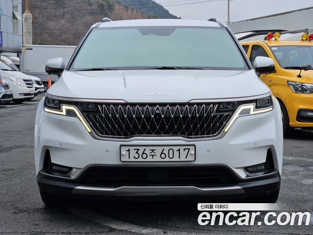 Kia Carnival Diesel 9-Seater Signature — пробег 103 578 км — фото 1 из 5
