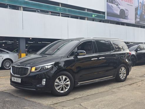 Kia Carnival 11-seater Luxury — пробег 100 000 км — фото 2 из 5