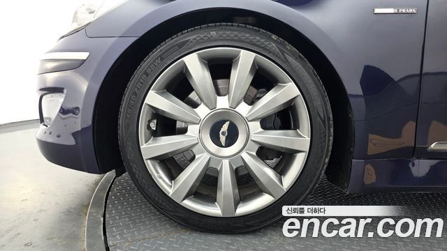 Hyundai Genesis из Кореи Encar