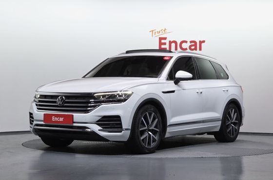 Volkswagen Touareg 3.0 TDI Prestige — пробег 37 423 км — фото 1 из 5