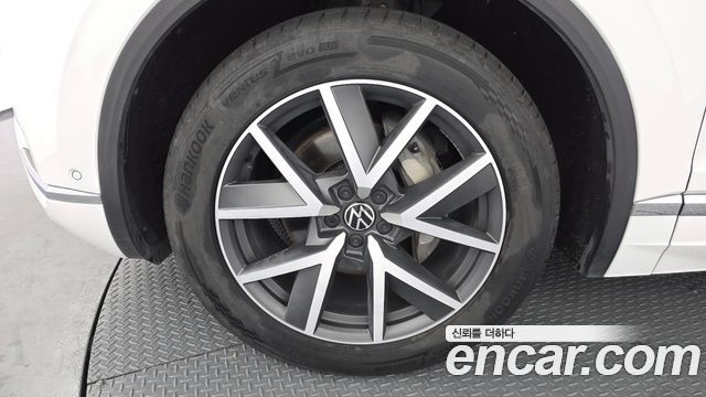 Volkswagen Touareg из Кореи Encar