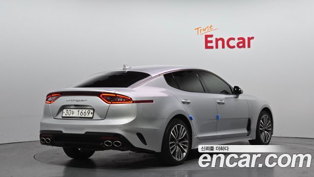 Kia Stinger из Кореи Encar