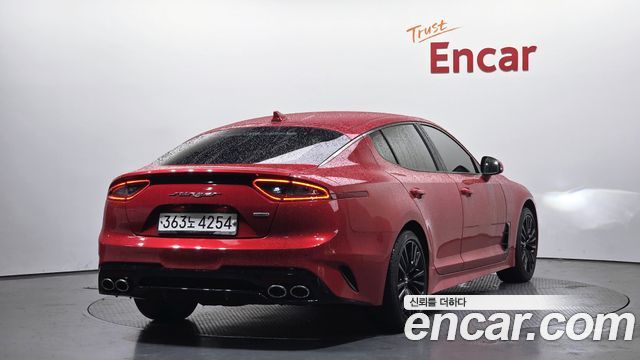 Kia Stinger из Кореи Encar