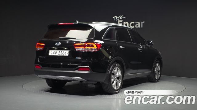Kia Sorento Diesel 2.0 2WD Prestige — пробег 147 086 км — фото 2 из 5
