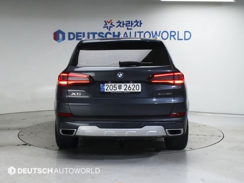 BMW X5 xDrive 40i xLine — пробег 36 865 км — фото 4 из 5