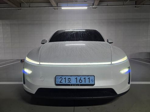 Tesla Model Y Premium RWD — пробег 624 км — фото 1 из 5