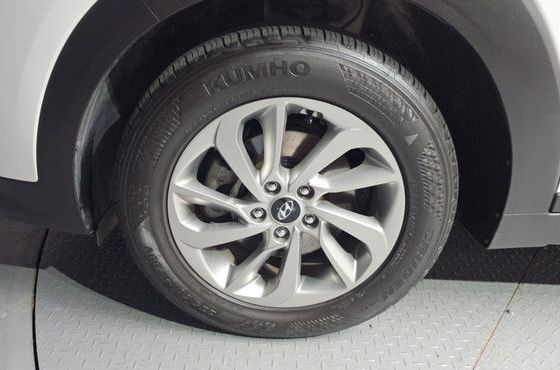 Hyundai Tucson Diesel 2.0 2WD Modern — пробег 85 402 км — фото 5 из 5
