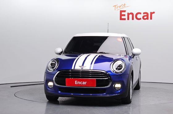 Mini Cooper 5Door Standard 3rd — пробег 72 178 км — фото 3 из 5