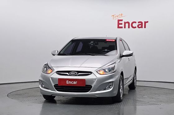 Hyundai Accent 1.4 VVT Premier — пробег 64 946 км — фото 3 из 5