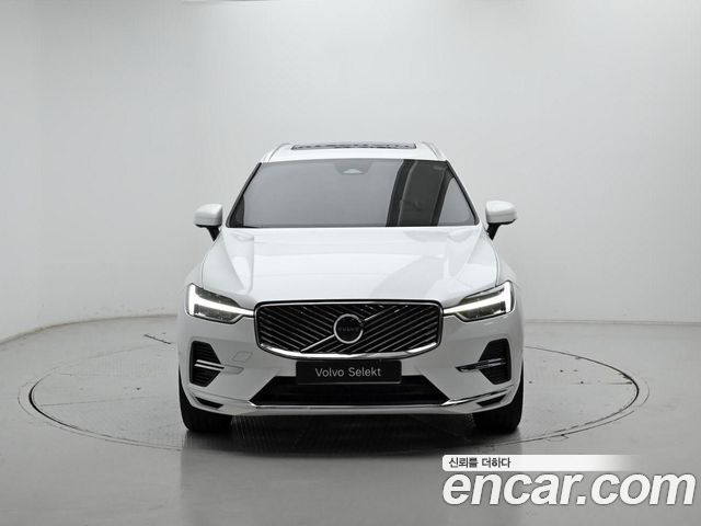 Volvo XC60 T8 Ultra Bright — пробег 2 290 км — фото 3 из 5