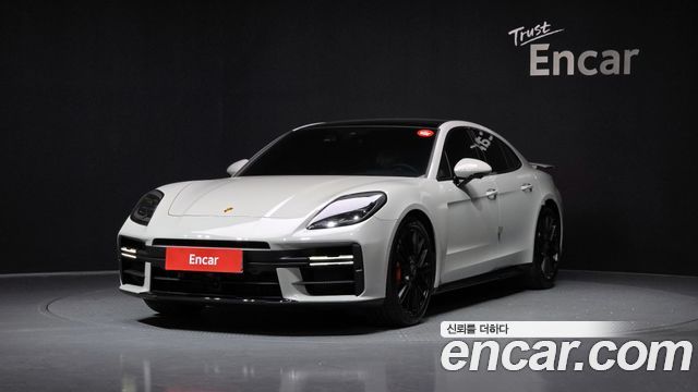 Porsche Panamera 4.0 GTS — пробег 12 947 км — фото 1 из 5