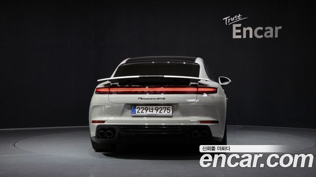 Porsche Panamera 4.0 GTS — пробег 12 947 км — фото 4 из 5
