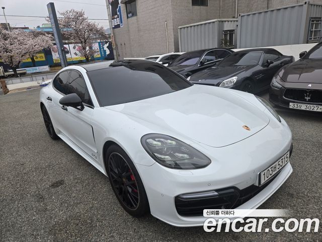 Porsche Panamera 4.0 GTS — пробег 100 300 км — фото 2 из 5