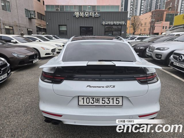 Porsche Panamera 4.0 GTS — пробег 100 300 км — фото 5 из 5