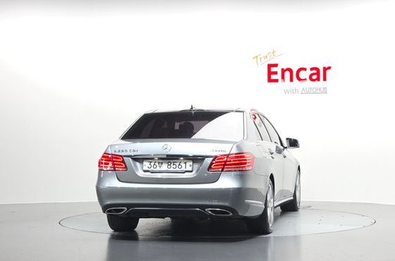 Mercedes-Benz E-Class E250 CDI 4MATIC — пробег 147 916 км — фото 4 из 5
