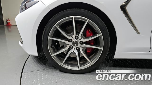 Genesis G70 2.0T AWD Sport Package — пробег 75 469 км — фото 5 из 5