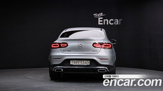 Mercedes-Benz GLC-Class GCL300 4MATIC Coupe — пробег 135 016 км — фото 4 из 5