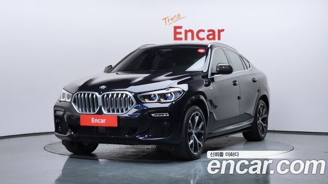 BMW X6 xDrive40i M Sport — пробег 82 666 км — фото 1 из 5