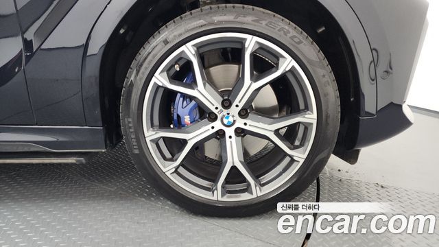 BMW X6 xDrive40i M Sport — пробег 82 666 км — фото 5 из 5