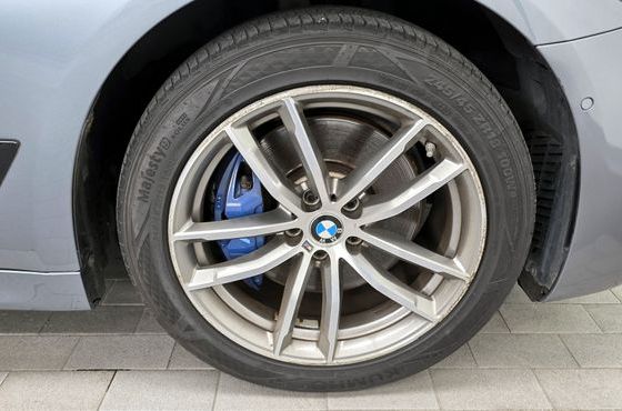 BMW 5-Series 530i xDrive M Sport Package Plus — пробег 62 840 км — фото 5 из 5