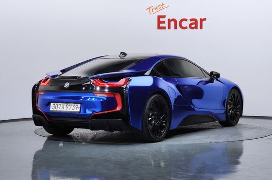 BMW i8 Coupe — пробег 199 915 км — фото 2 из 5