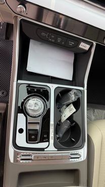 Kia Carnival HEV 7-Seater X Line — пробег 10 000 км — фото 5 из 5