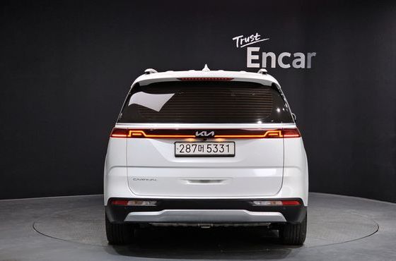 Kia Carnival 9-Seater Prestige — пробег 51 415 км — фото 4 из 5