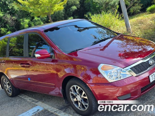 Kia Carnival Grand Carnival GX Standard — пробег 104 800 км — фото 2 из 5