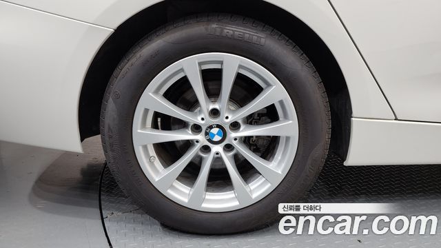 BMW Gran Turismo GT 320d xDrive — пробег 34 262 км — фото 5 из 5