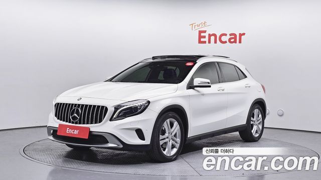 Mercedes-Benz GLA-Class GLA200 d 4MATIC — пробег 87 598 км — фото 1 из 5