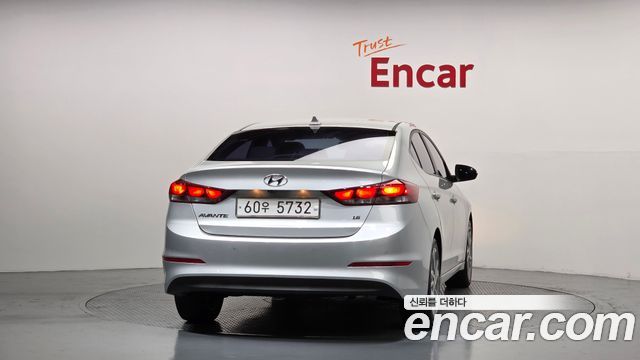 Hyundai AVANTE из Кореи Encar