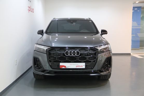 Audi Q7 55 TFSI Quattro Premium — пробег 7 823 км — фото 3 из 5