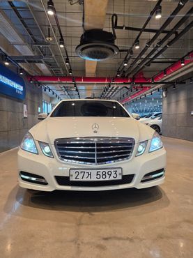 Mercedes-Benz E-Class E200 CGI Avantgarde — пробег 130 000 км — фото 1 из 5
