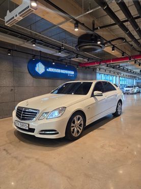 Mercedes-Benz E-Class E200 CGI Avantgarde — пробег 130 000 км — фото 3 из 5