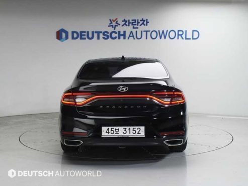 Hyundai Grandeur 2.2 Diesel Premium — пробег 175 063 км — фото 4 из 5