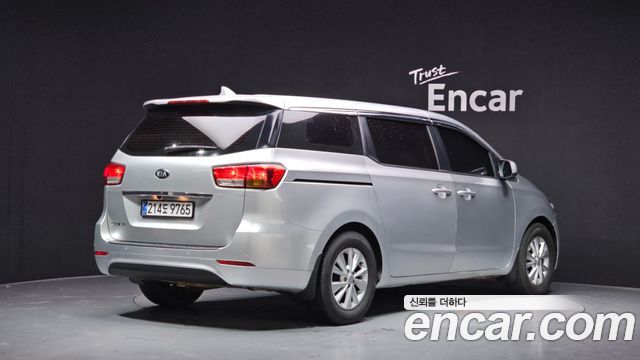 Kia Carnival из Кореи Encar