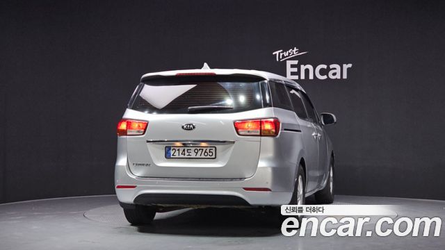Kia Carnival из Кореи Encar