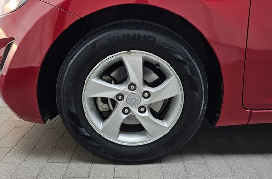 Hyundai AVANTE 1.6 VGT Style — пробег 100 709 км — фото 5 из 5