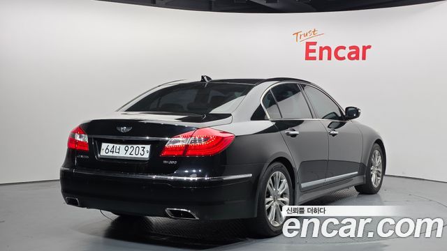 Hyundai Genesis из Кореи Encar