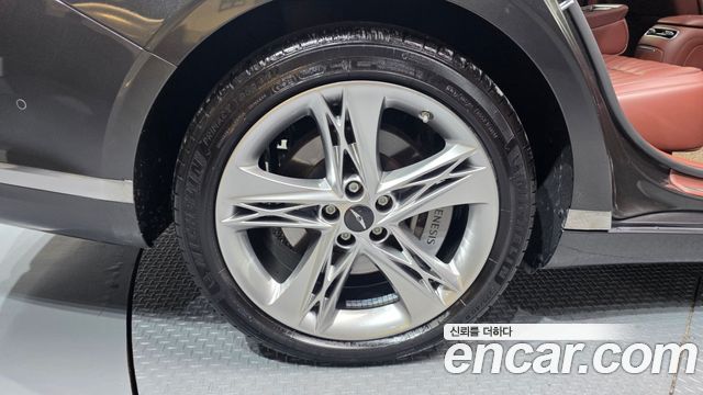 Genesis G90 из Кореи Encar
