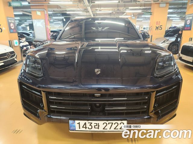 Porsche Cayenne 4.0 Turbo E-hybrid Coupe — пробег 2 000 км — фото 1 из 5