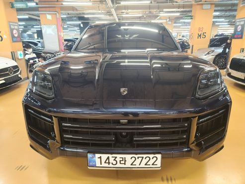 Porsche Cayenne 4.0 Turbo E-hybrid Coupe — пробег 2 000 км — фото 1 из 5