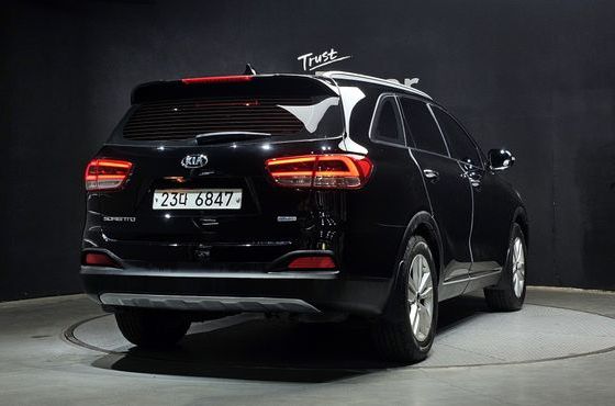 Kia Sorento Diesel 2.0 2WD Prestige — пробег 131 956 км — фото 2 из 5