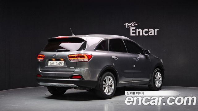 Kia Sorento Diesel 2.0 2WD Prestige — пробег 177 341 км — фото 2 из 5